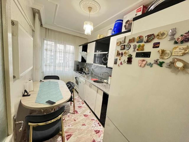 Ymz Den 2+1 Göbek Kat Cam Balkonlu Osmanlı Cami Civarı