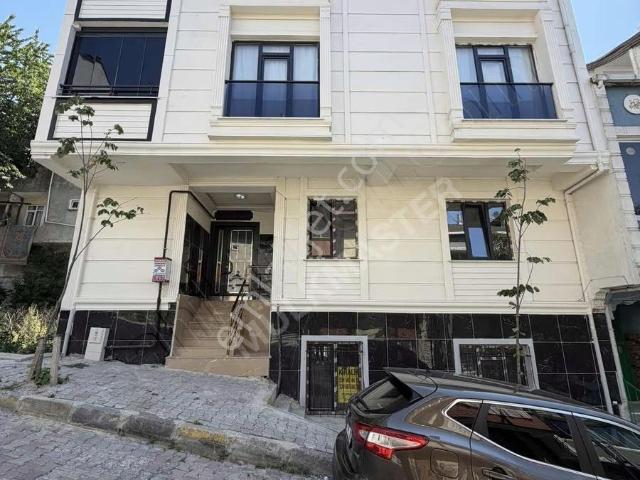 Yunus Emre Mah 2+1 Kiralık Sıfır Çatı Katı Asansörlü
