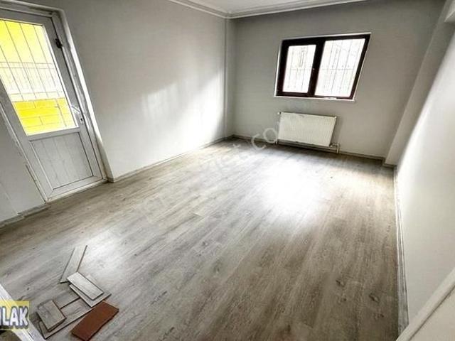 Yunus Emre Cadde Yakını Yapılı Satılık Yüksek Giriş