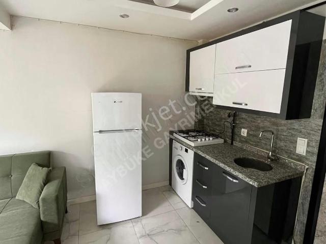 Yunus Emre'de Kiralık 1+1 Balkonlu Arakat Apart