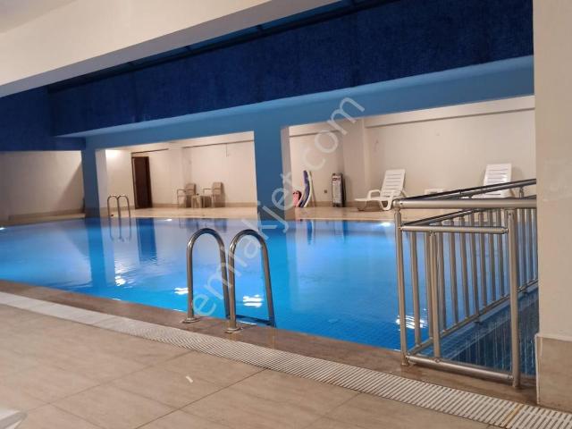 Yunusemre Güzel Yurt Mh Noran Park Sitesinde Satılık 3+1 /125 M2 Arakat Daire