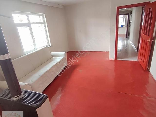 Yunusemre Mah Kiralık Daire 4.kat 2+1 100m2 İçikomple Yenilencek