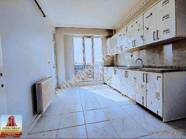Yunusemre Mahallesi'nde Satılık 3+1 Daire