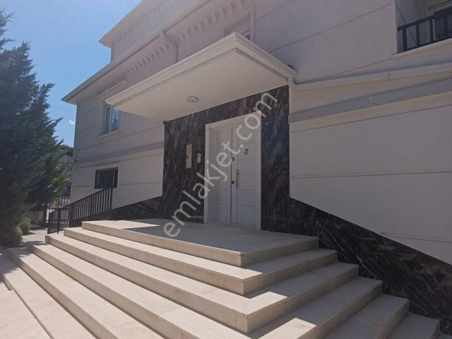 Yunuskent'te 515 M² Arsa İçinde 5+1 Dubleks Villa 370 M2 Brüt 2 Adet Garaj Ve 2 Adet Kiler Ve Depo