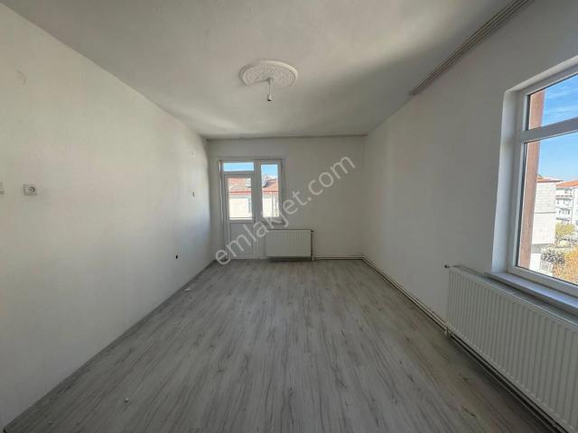 Yunuskent Bifa Sitesi İçi 2+1 Bakımlı Kiralık Daire