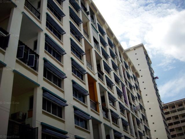 Yung Ping Road Jurong West, HDB Executive