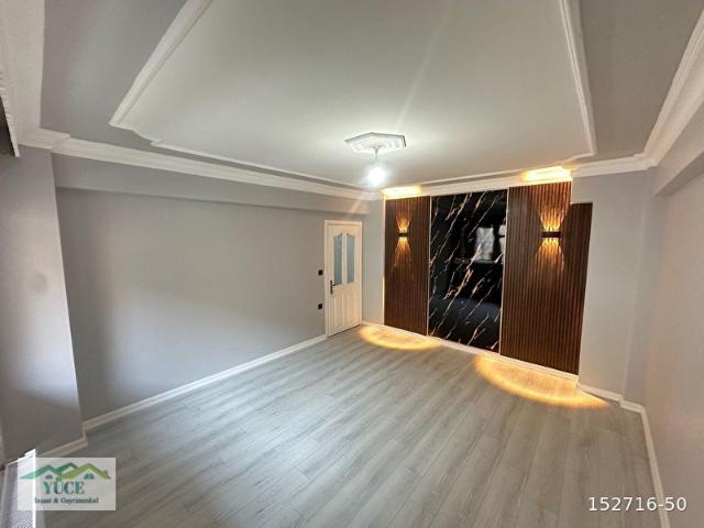 YÜCE 'DEN İSMETPAŞA MAH'DE 3+1 130m2 LÜX ARA KAT DAİRE !
