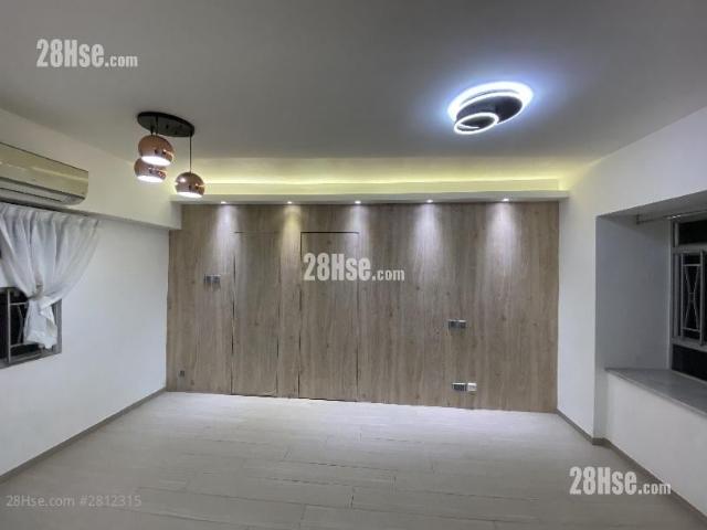 Yuen Long Kui Fat Building [Landlord Ads] Unit E,Mid Floor 13 22|27/F,Tower Ii, Middle Floor A 2 And A Half Bedroom Luxury Apartment In The Heart Of Yuen Long Rarely Has A Worker's Room! No Com 28Hse Administrator Message Hints