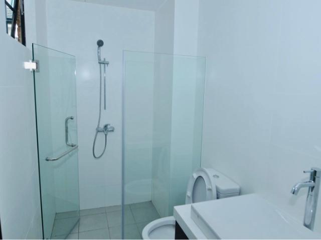 Yuk Tong Ave Terraced House For Rent, $8,300, 4 Bed 4 Bath 2,936 sqft $4.16 psf