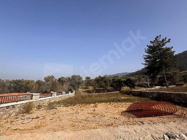 Yukarıkızılcada Satılık Arsalar