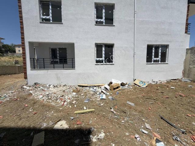 Yüksek Giriş Konumlu Bahçe Kat 2+1 Sıfır Daire