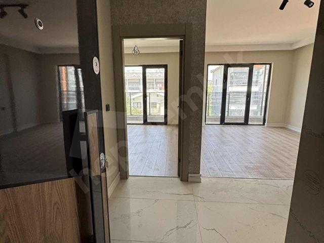 YÜKSEK KREDİ İMKANI OLAN 1+1 SATILIK LÜX DAİRE