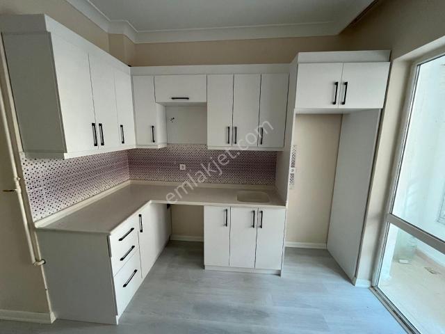 Yükseltepe Mah Satılık 3+1 Yapılı Geniş Ferah Daire Giriş Konumunda