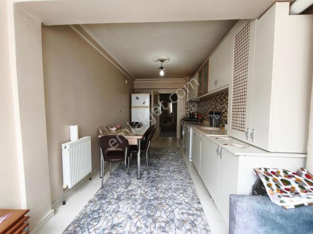 Yükseltepe'de Cadde Üzeri Geniş Kullanım Ön Cephe 140m² 3+1 Acil