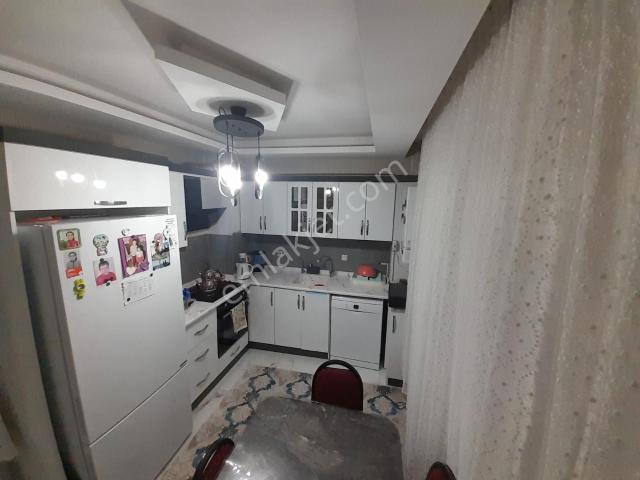 Yüksel Şahin Den Işıklar Mah.bakımlı 3+1 Satılık Daire