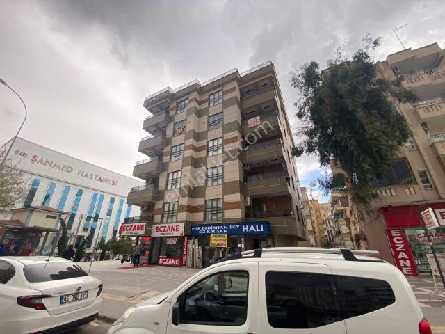 Yüksel Emlak' Tan 24 Metre Yol Üstü Şanmed Bitişiği Sıfır 3+1 Satılık Daire