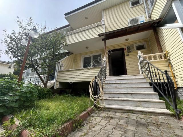 Yükselden Cennetayağında Triplex Ayrı Mutfak 5+1 Müstakil Ev