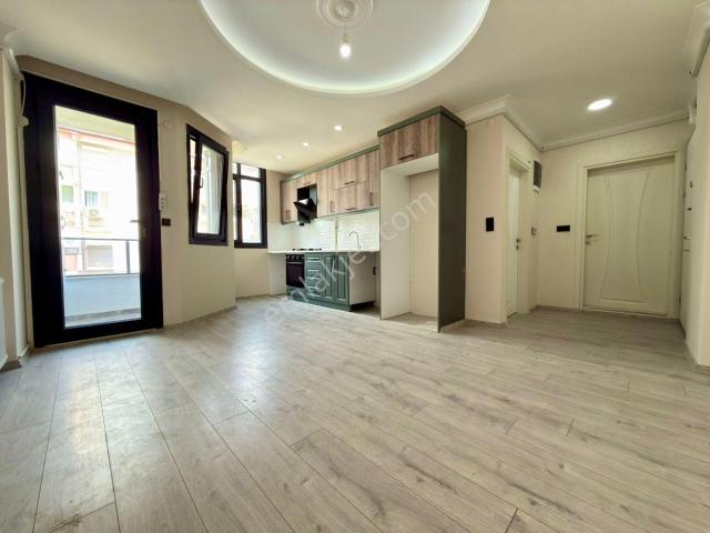 ▓yükselden Altınkum Pazar Caddesinde Ön Cephe Arakat Satılık 1+1