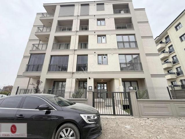 Yüksel'den Badem Alanında Ön Cephe 2+1 Ayrı Mutfak Sıfır Daire