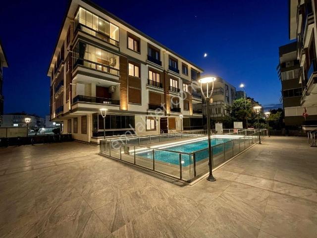 Yüksel'den İkizçay'da Denize 200m Site İçinde Havuzlu 2+1 Daire