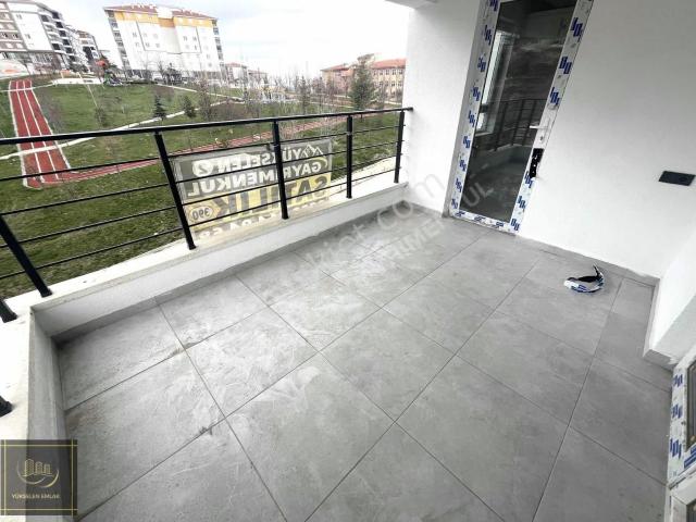 Yükselen Emlak Feridun Çelikmah Kök Tapu Satılık Katta 3+1 Daire