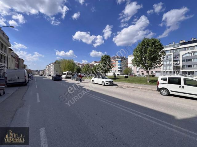Yurdagül Yatırım'dan Büyükdere'de 2+1 85m2 1.kat Bakımlı Satılık