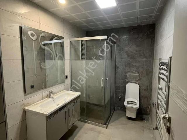 Yüreğir Şehit Erkut Akbay Mah Kiralık 3+1 Yerden Isıtmalı Geniş