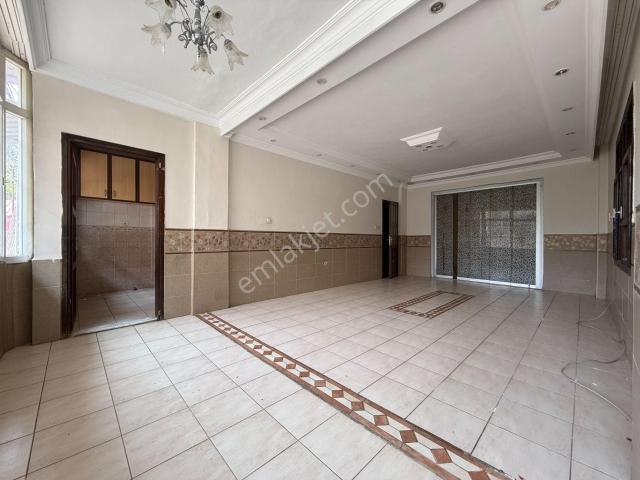 Yüreğir Seyhan Mah. 3+1 165 M2 Kiralık Daire