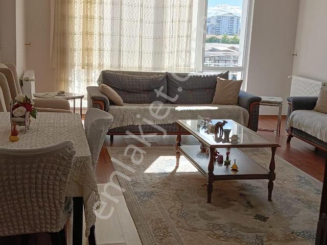 Yusuf Karadağlı’dan Bostanbaşı’nda 3+1 Satılık Daire