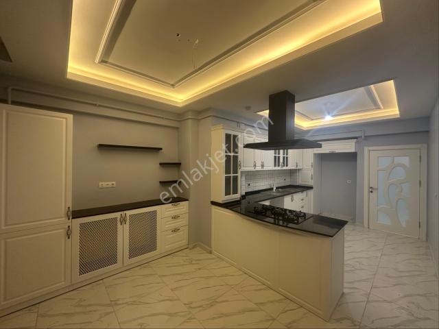 Yusuf Karadağlıdan Bostanbaşı Taşınmaya Hazır 3+1 Satlık Daire
