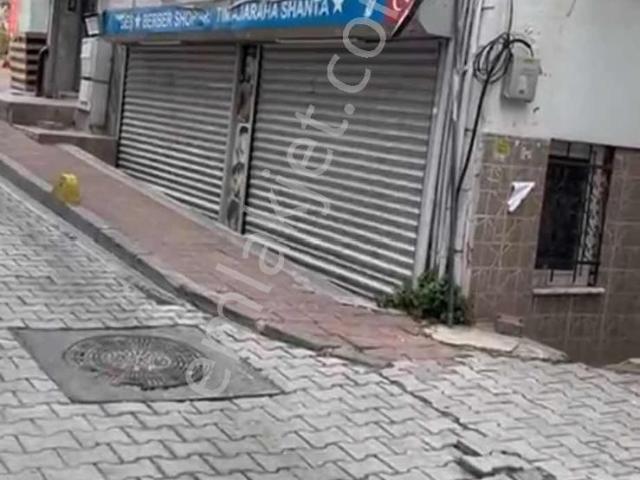 Yusufpaşa Caddesine Çok Yakın 50 M2 Satılık Dükkan Krediye Uygun