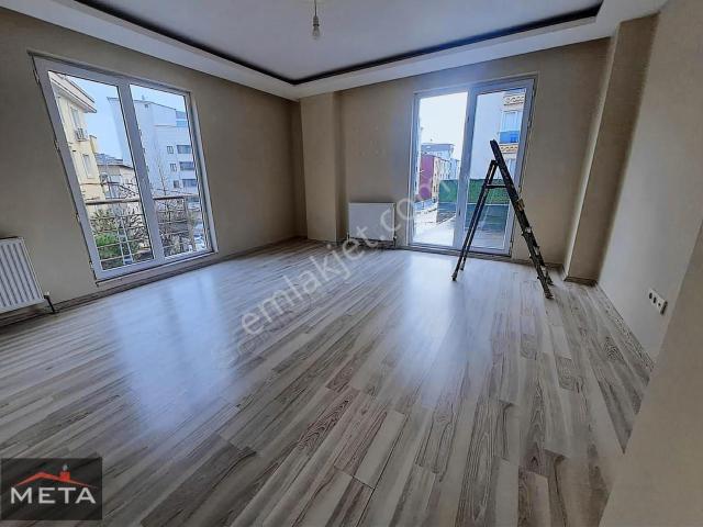 Yusuf'tan Esenler Mh.merkezi Konumda Satılık 3+1 Teraslı Daire