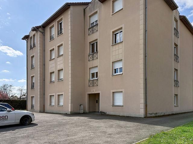 YUTZ Appartement F3/F4 de 76,77 m2 avec terrasse et garage 189 000, €
