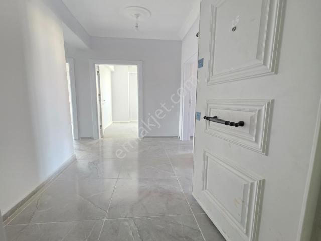 Yuvaakran'dan Site İçi Lüx 3+1 Fırsat Kiralık Daire