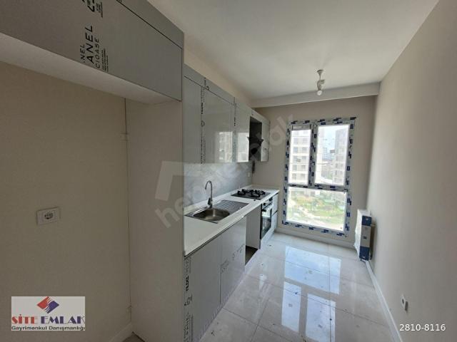 Yuvam Başakşehir Evleri'nde 95m2 Metroya Yakın 2+1 Kiralık Daire