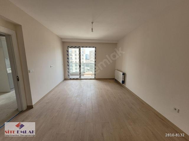 Yuvam Başakşehir'de Metro Yakını 2+1 Kiralık Daire 96m