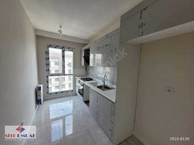 Yuvam Başakşehir'de Metro Yakını 2+1 Kiralık Daire 96m Sıfır