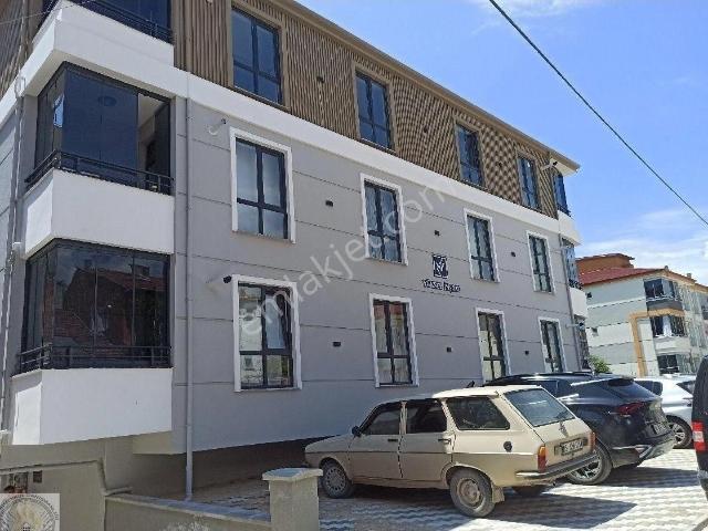Yuvam Emlaktan Sofular Mah Çiçek Sokakta Kiralık 1+1 Daireler