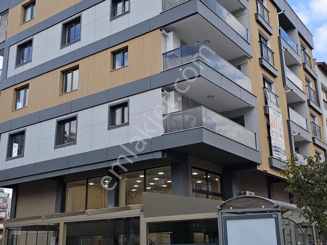 Yuvam Gayrimenkul'den Satılık Salihli Yörük Mah. Çınarlı Cad.eski Mor Kafe Yanı Lüks 2+1 98 M2 Daire