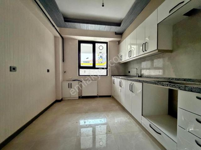 Yuvam'dan Site İçerisin'de Bulvar Cephe 3+1 Y.g Daire Fırsatı!