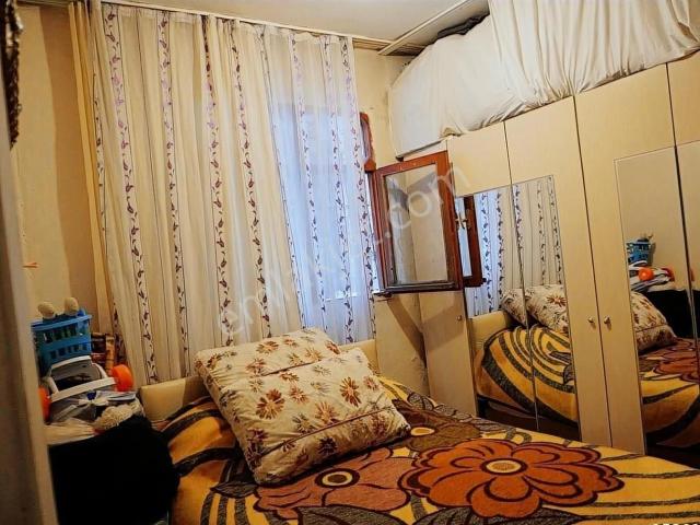 Yüzyıl 42 Evlerde Metroya Yakın Satılık 1+1 + 1+1 Yatırımlık!