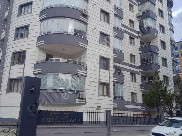 Yüzyıl Parkına 100 Metre Mesafede Muhteşem Konumda 3+1 Daire