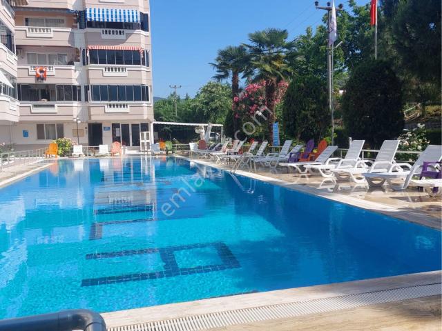Yüzme Havuzlu Uygun Konak Emlak’tan Daire