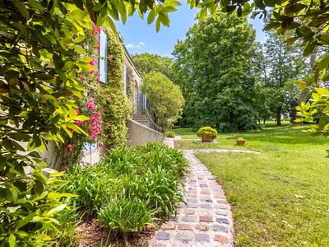 Yvrac 33370 Achat / Vente maison 12 pièces t12 terrasse