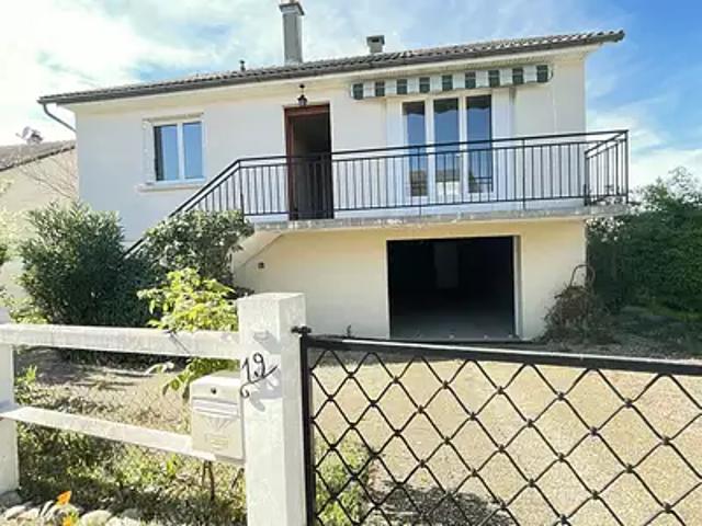 Yzeure 03400 Achat / Vente maison 3 pièces t3 au dernier étage