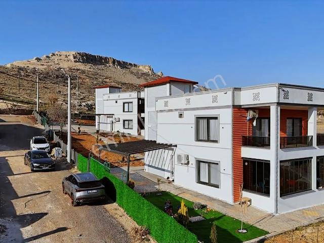 Zınnar Hamzabeyde Satılık 2 Villa