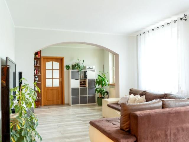 Złota 90,10 m², Piła