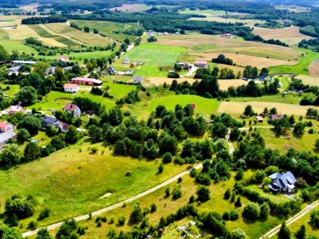 Złota 1 356 m², Roztoka