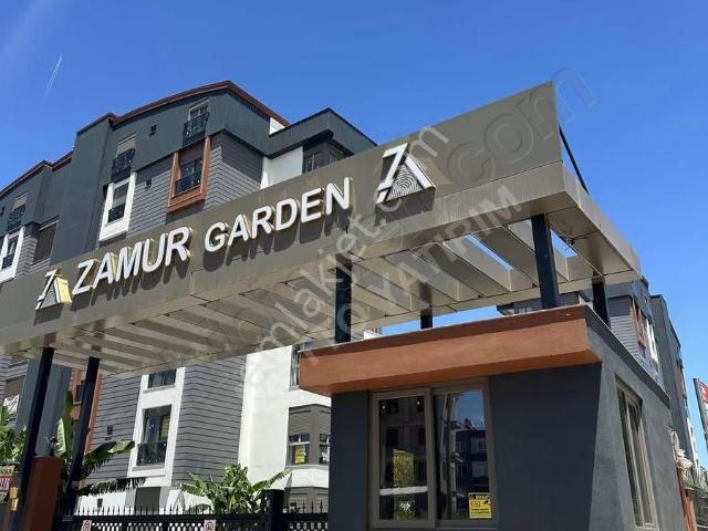 Zamur Garden'da Bahçe Katı Ayrı Mutfaklı 2+1 Daire