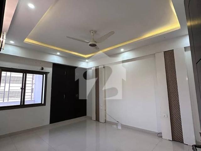 Zamzam tower for rent 3 bed dd | civil lines